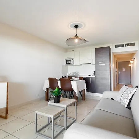 Apartment Cosy 1 Bedroom Close To Everything *